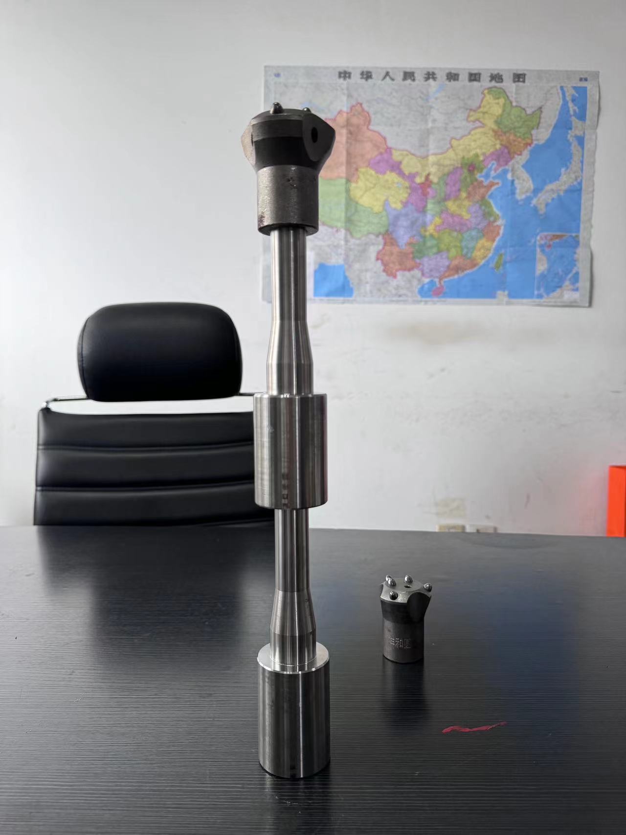 锚杆推进器
