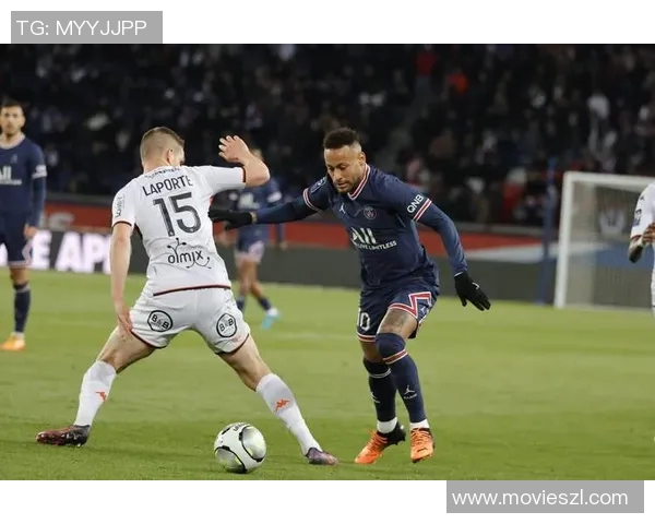 巴黎圣日耳曼逆转险胜里尔，内马尔建功帮助球队取得法甲赛季首胜